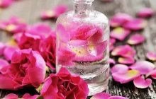 طرز استفاده از گلاب برای داشتن پوستی زیبا